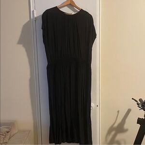 Elegant Black Maxi Dress